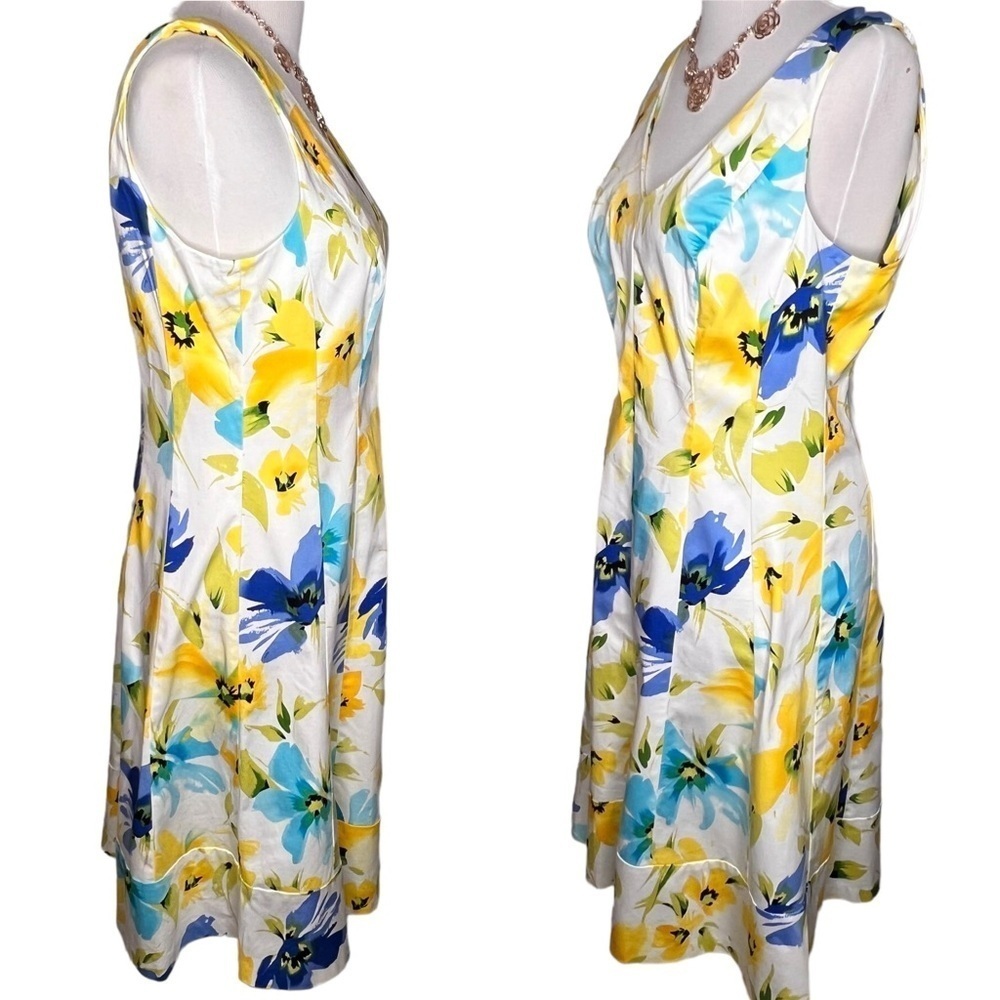 Lauren Ralph Lauren Yellow Floral Print Sleeveless Dress Sz 8 V Neck Knee Length - Picture 3 of 15